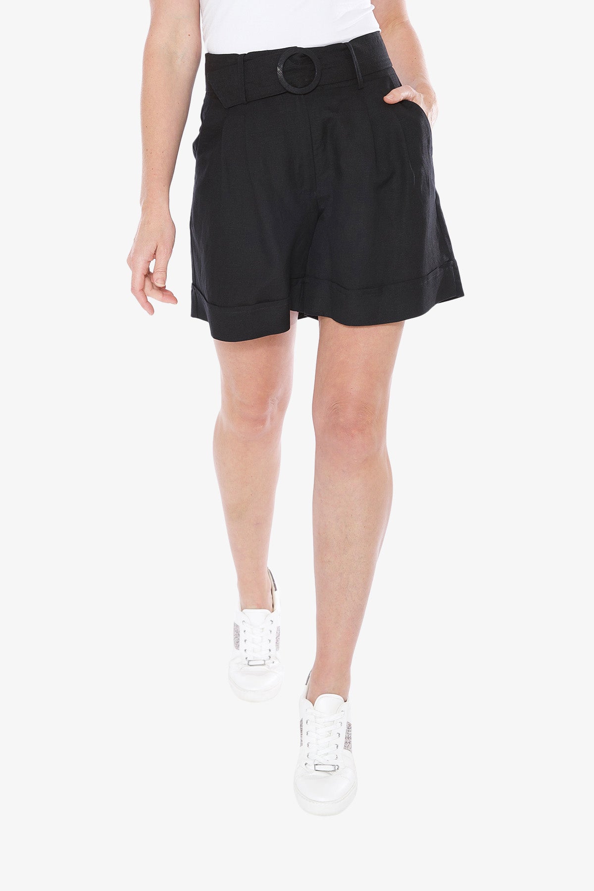 Belted Short Black