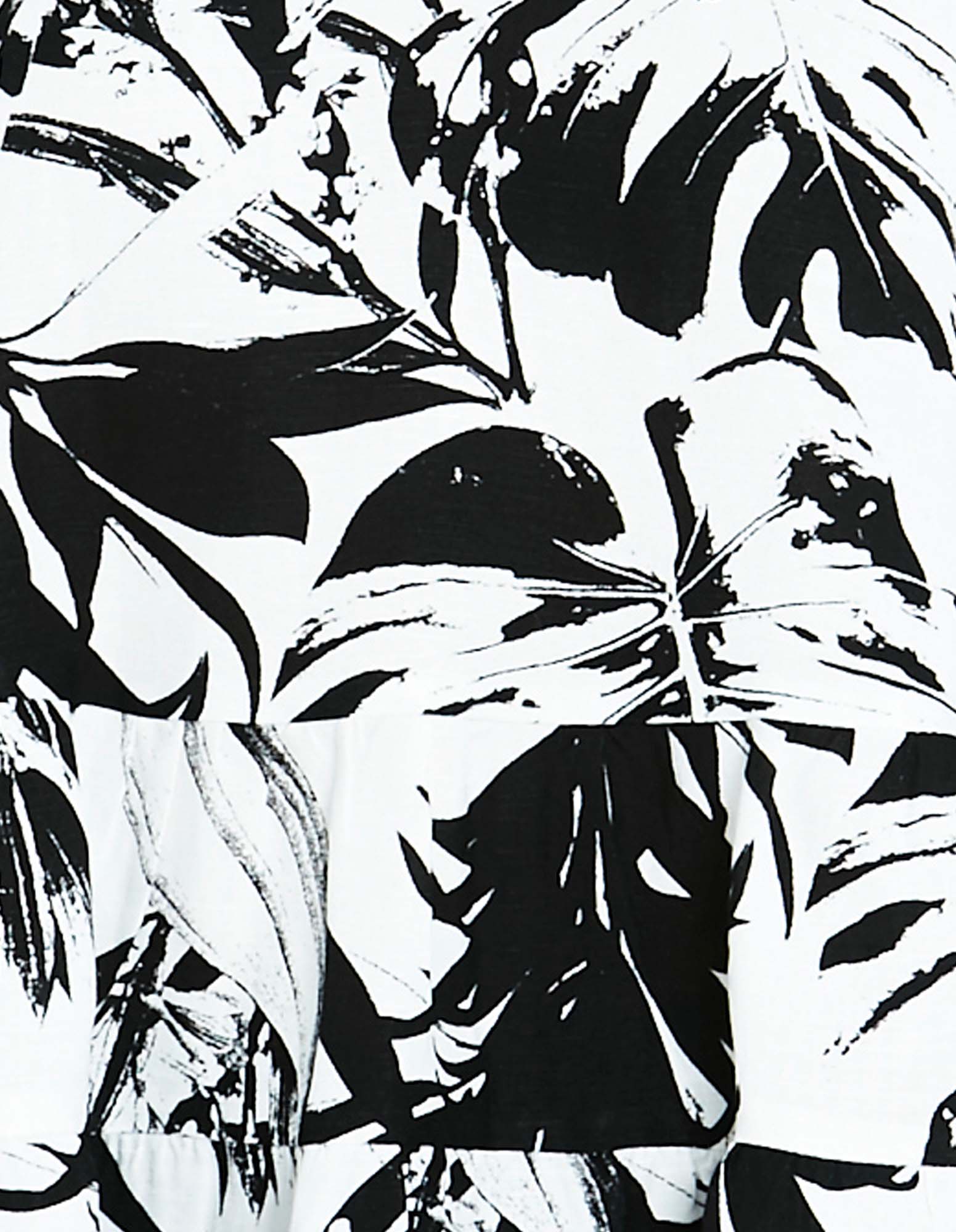 Short Sleeve Tiered Tahiti Print Top White and Black