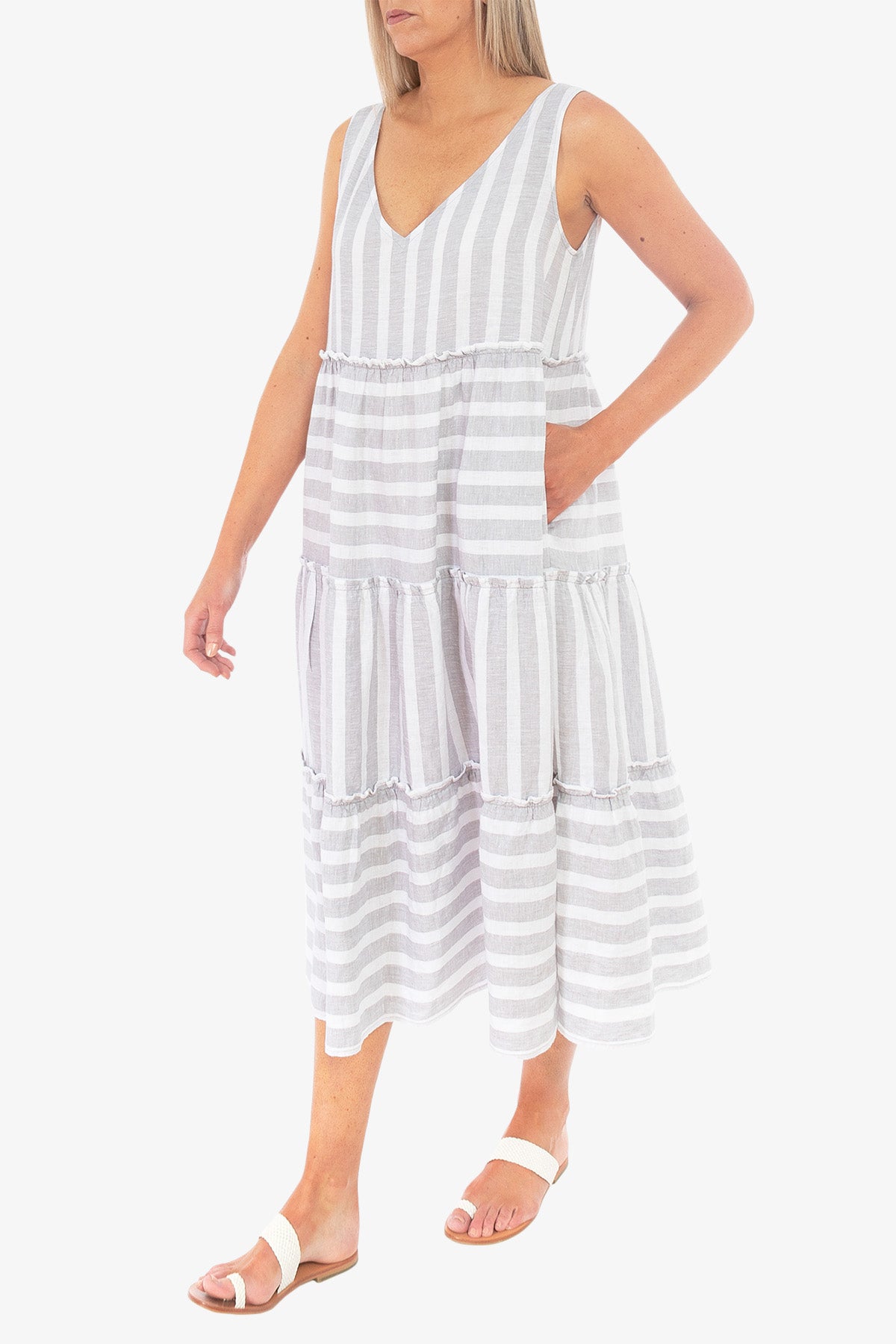 Sleeveless Tiered Stripe Dress Silver and White