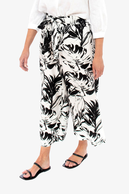 7/8 Tahiti Print Culotte White and Black