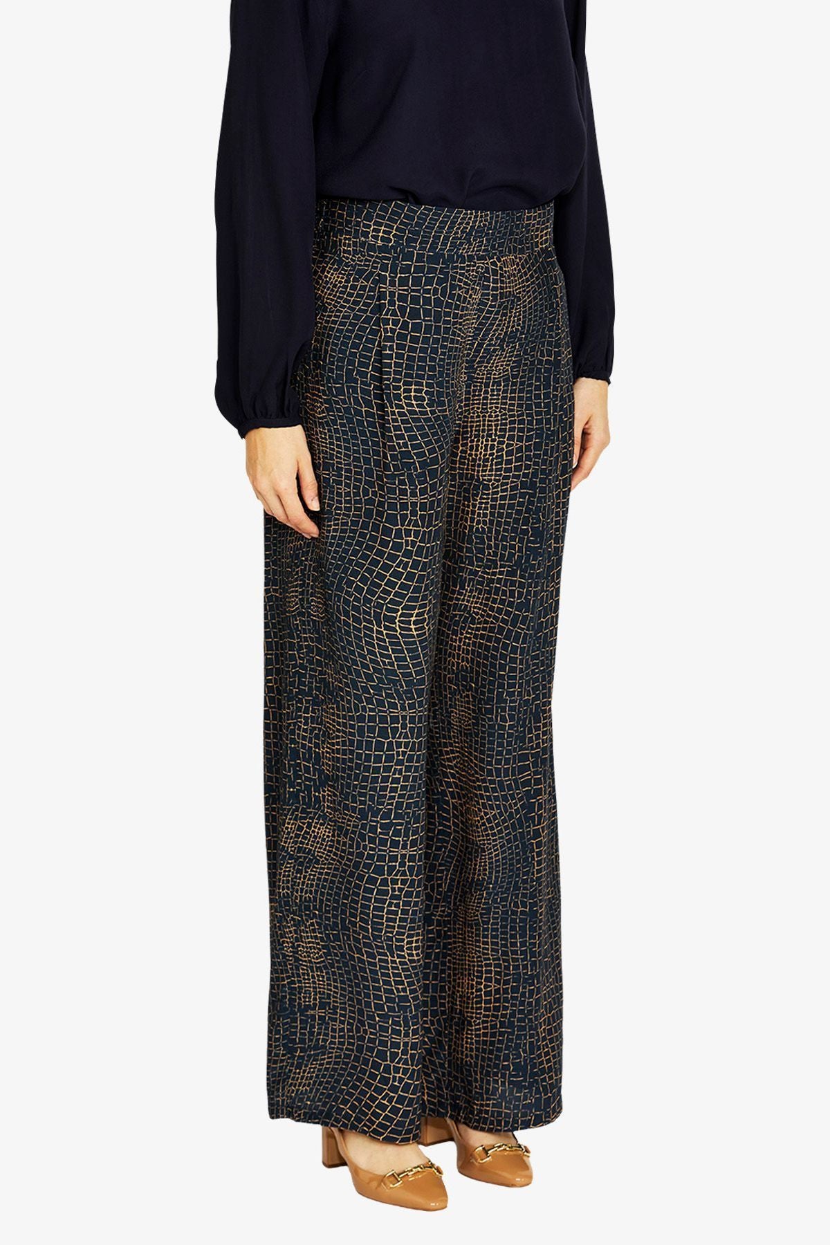 Womens Alligator Print Pant Navy P605720