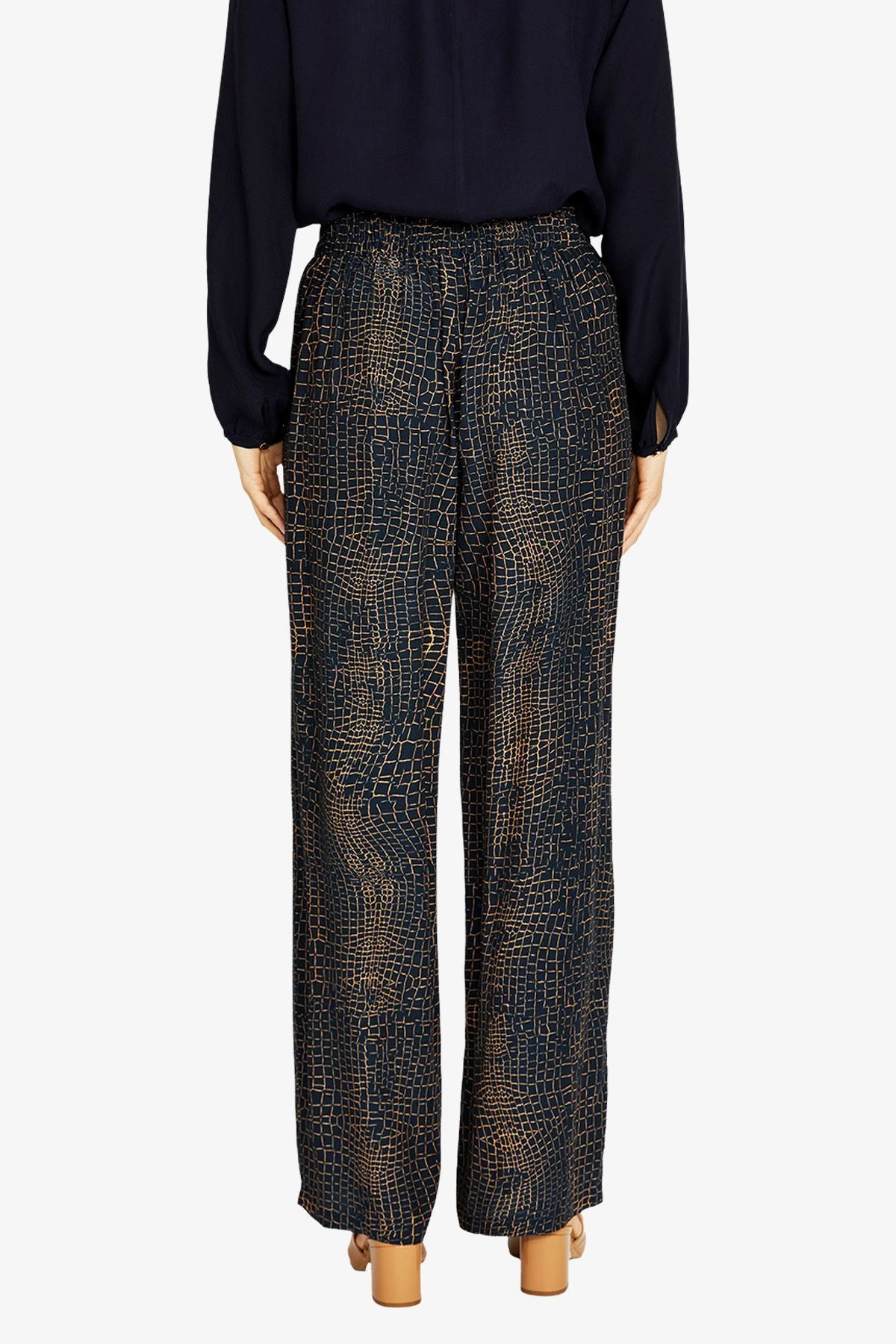 Womens Alligator Print Pant Navy P605720