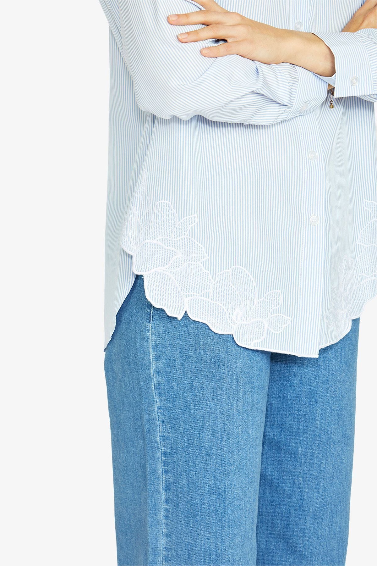 Womens Elena Embroid Hem Shirt Blue P605308
