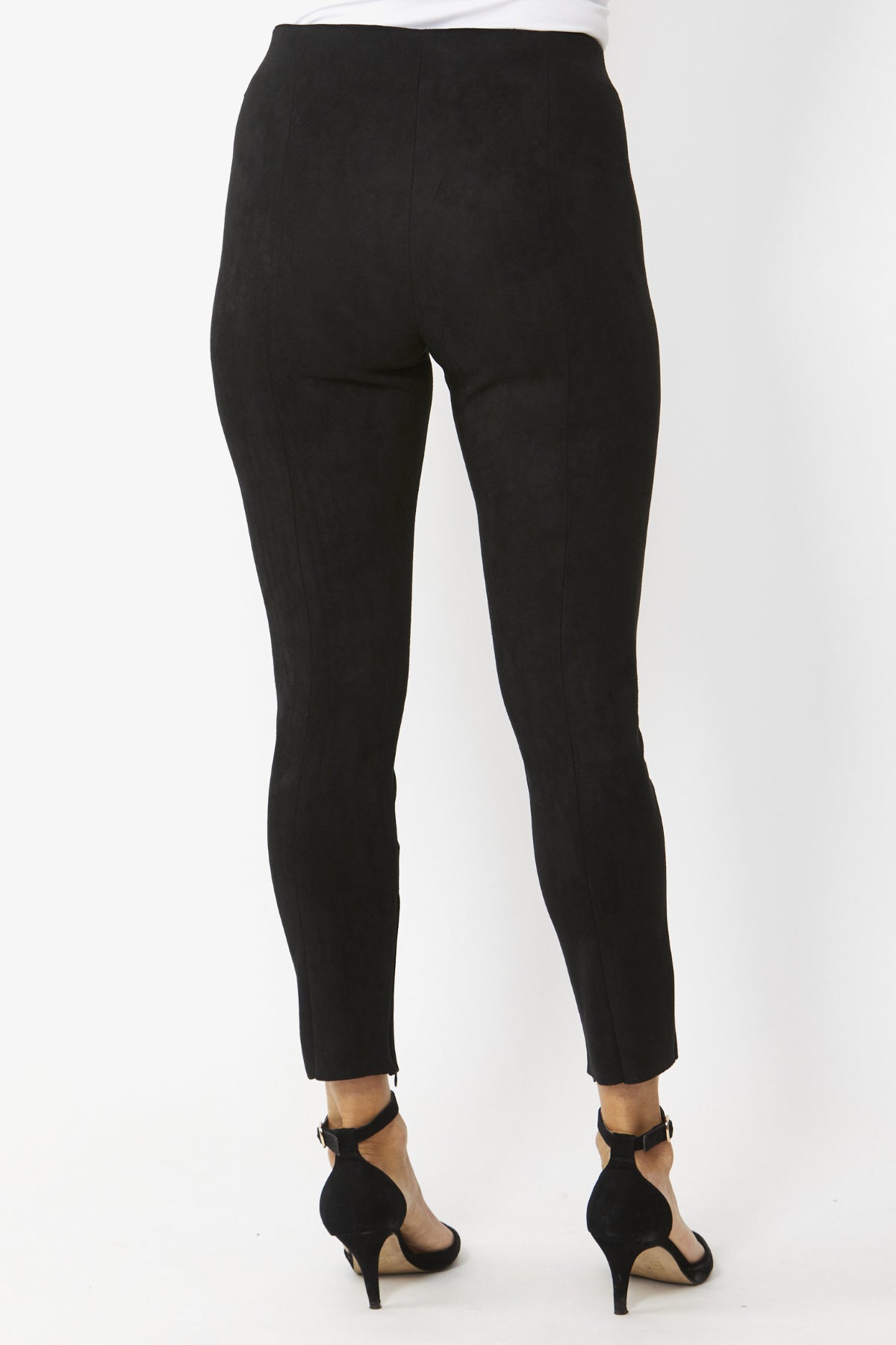 Women's Faux Suede Legging in Black