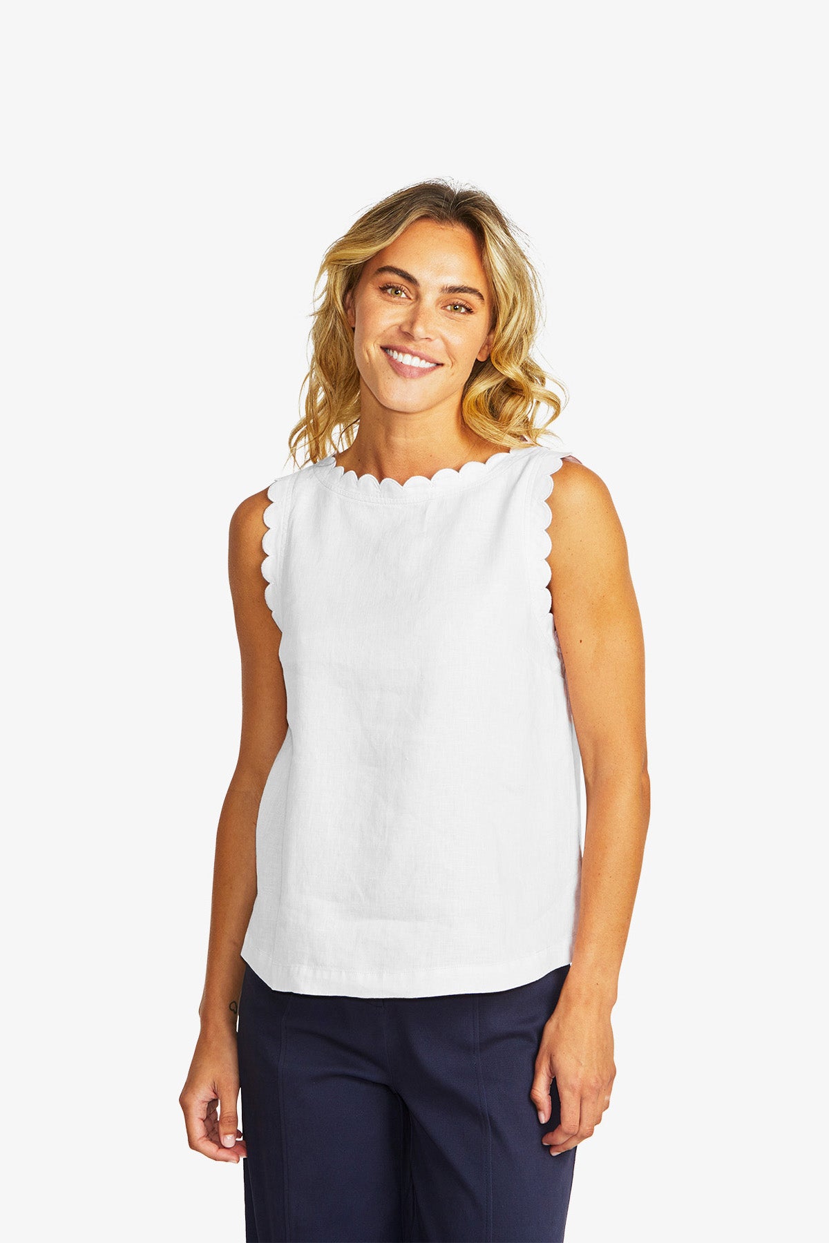 Womens Lucy Linen Scallop Top White P595365