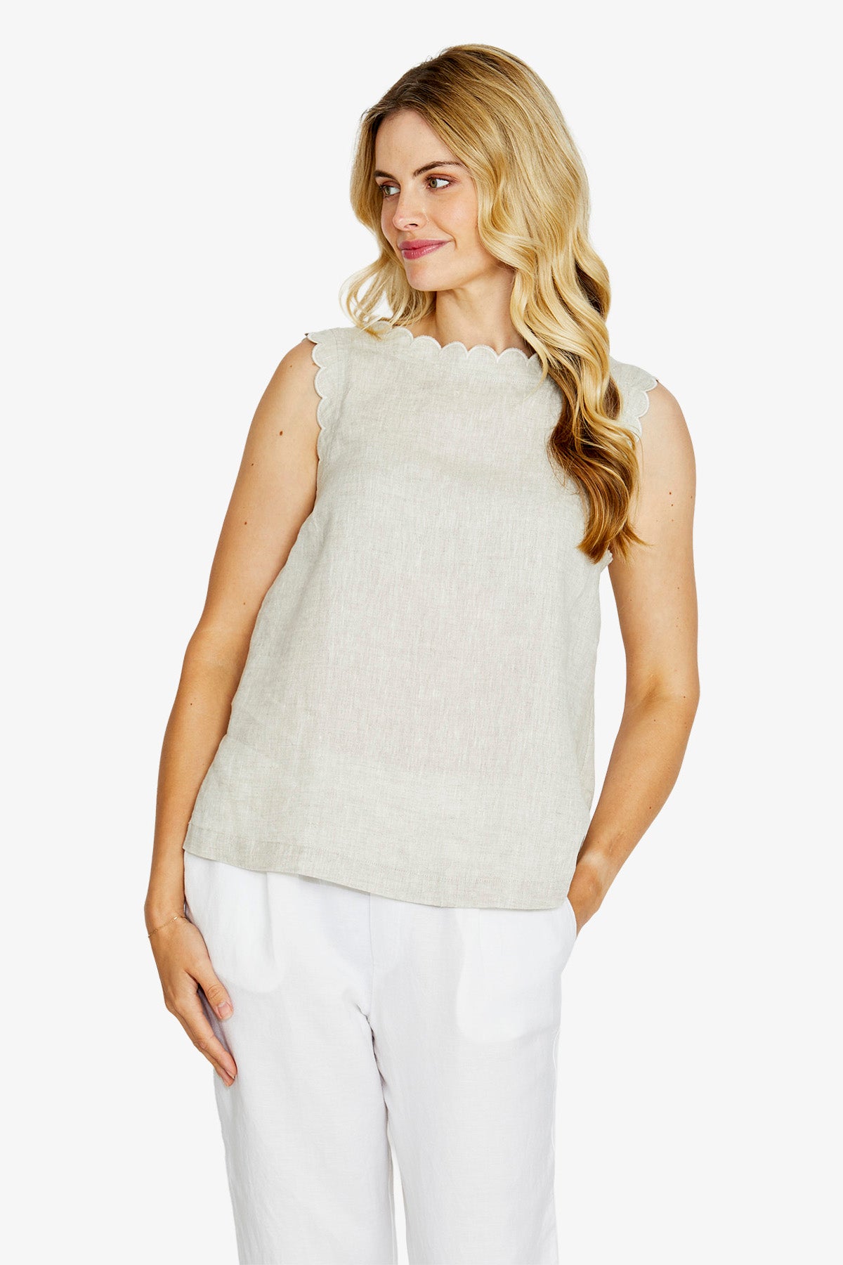 Womens Margie Linen Scallop Top Natural P615363