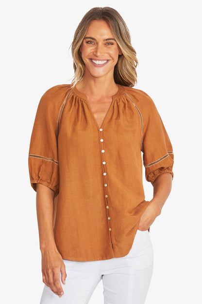 Mila Top in Biscotti